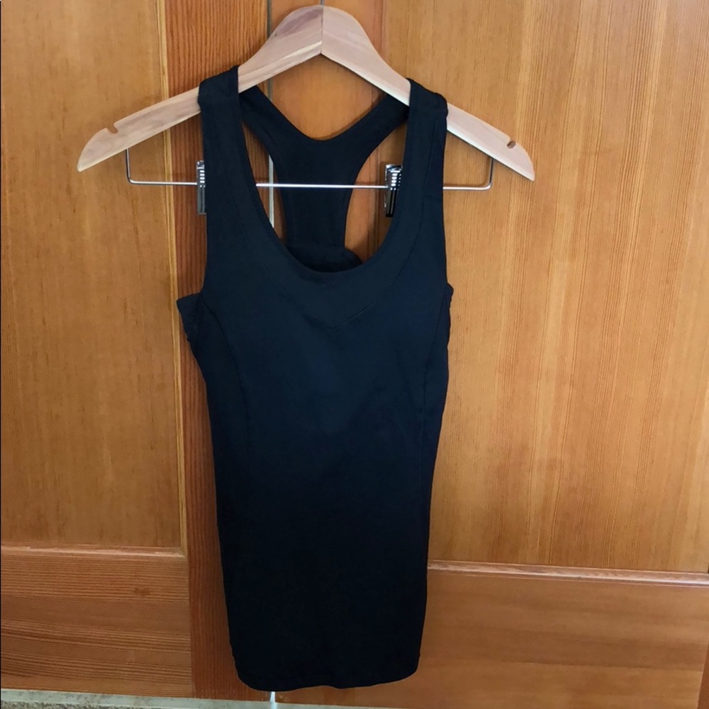 Lululemon workout top
